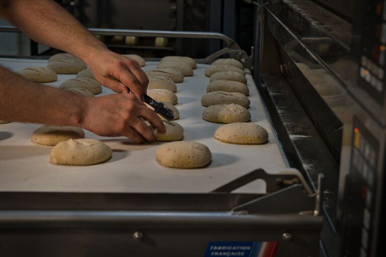 La importancia de elegir un proveedor de equipo para panadería