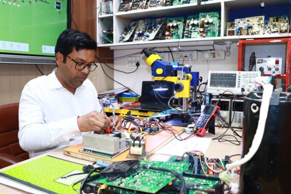 instalador electrónica náutica