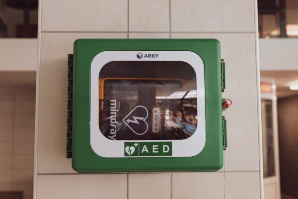 AED 購入 法人